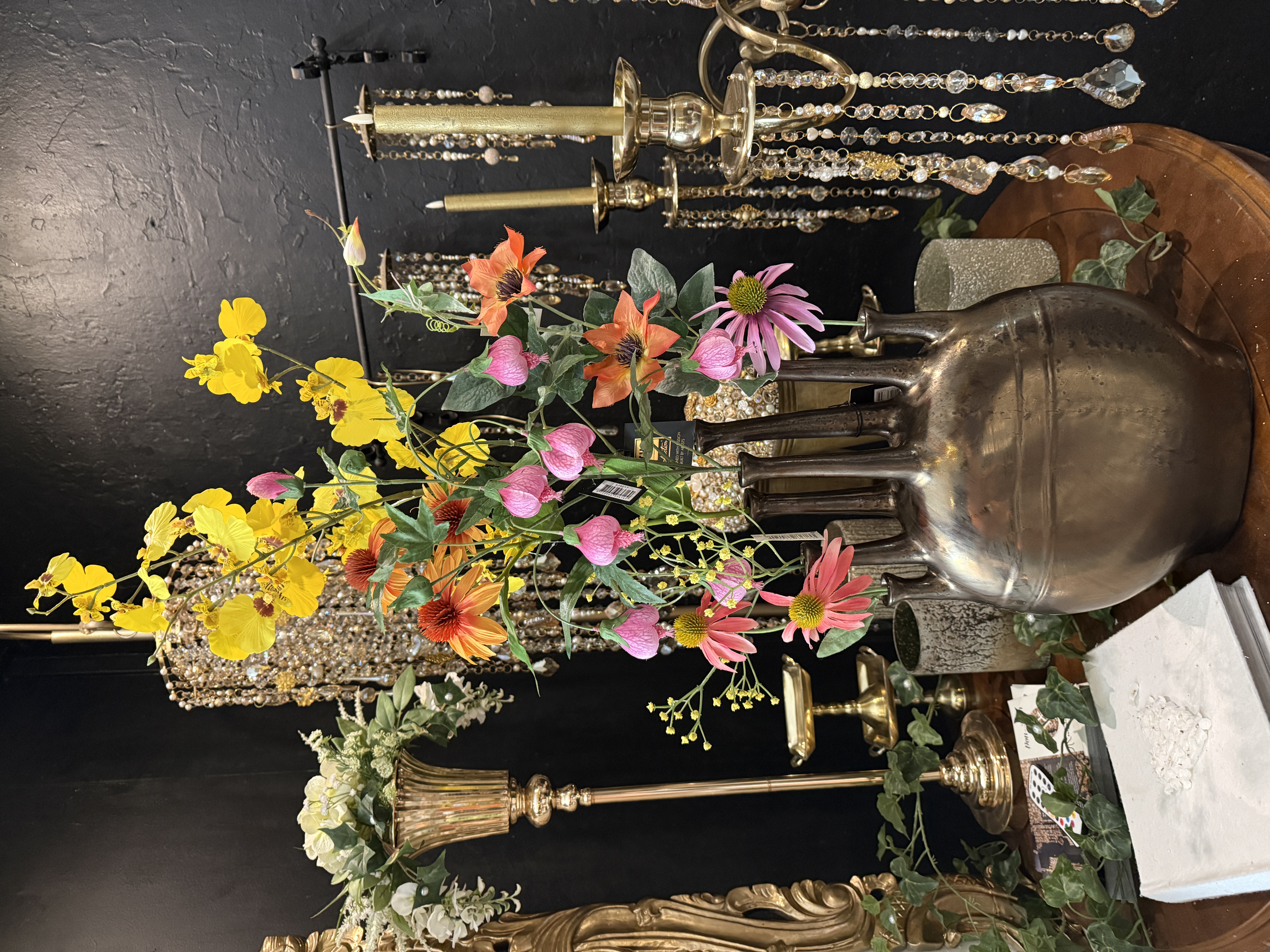 PTMD vaas inclusief zijden bloemen