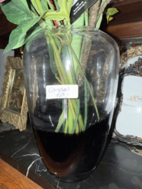 Vaas transparant/zwart met rood boeket