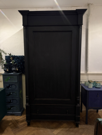 Antieke ééndeurskast, vintage garderobekast