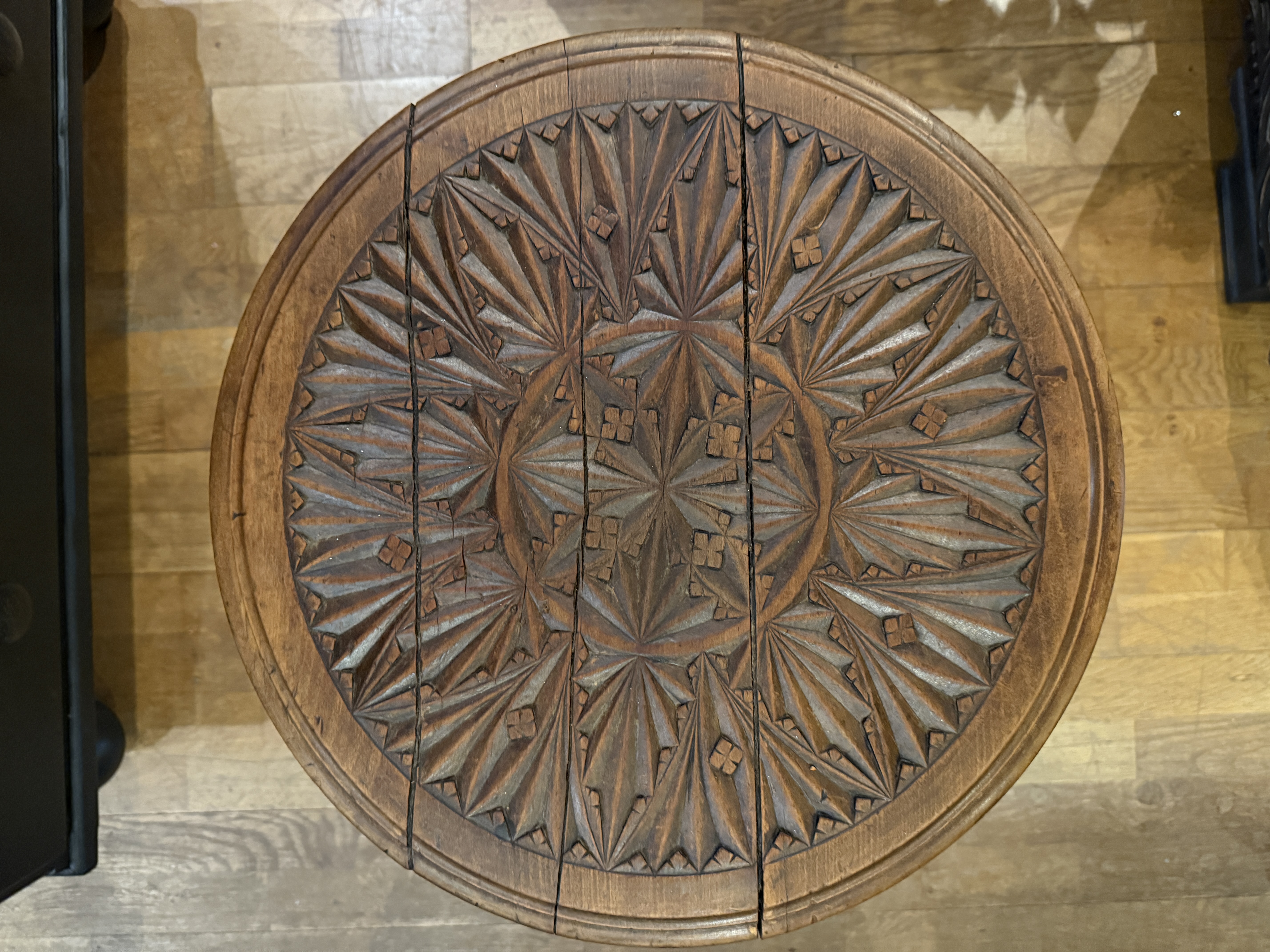 Antiek tafeltje, bijzettafel