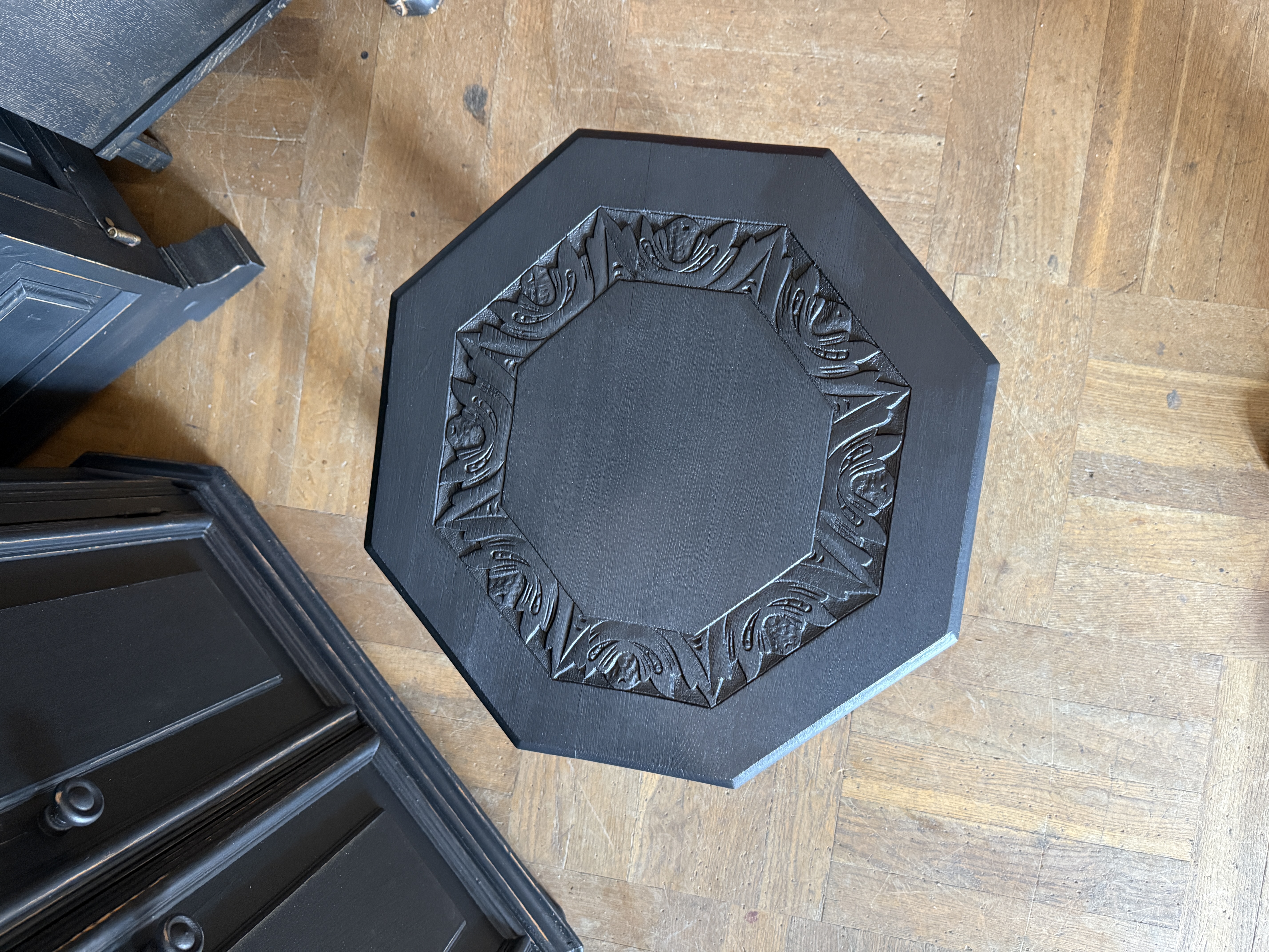 Antiek laag tafeltje, vintage plantentafel