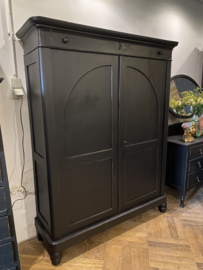 Antieke poortkast, vintage kast