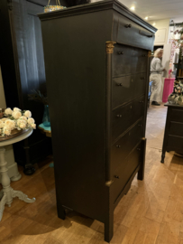 Antieke hoge ladekast, vintage kast
