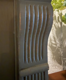 Antieke vitrinekast, vintage kast