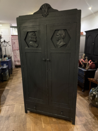 Antieke kast, brocante legkast