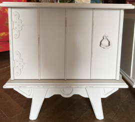 Set brocante nachtkastjes, vintage kastjes