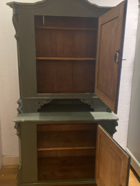 Klein, antiek buffetkastje, buffetkast, keukenkast