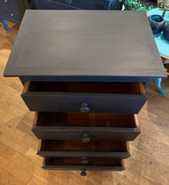 Oud ladekastje , 4-laads kastje