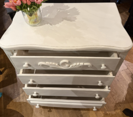 Brocante commode, vintage kast
