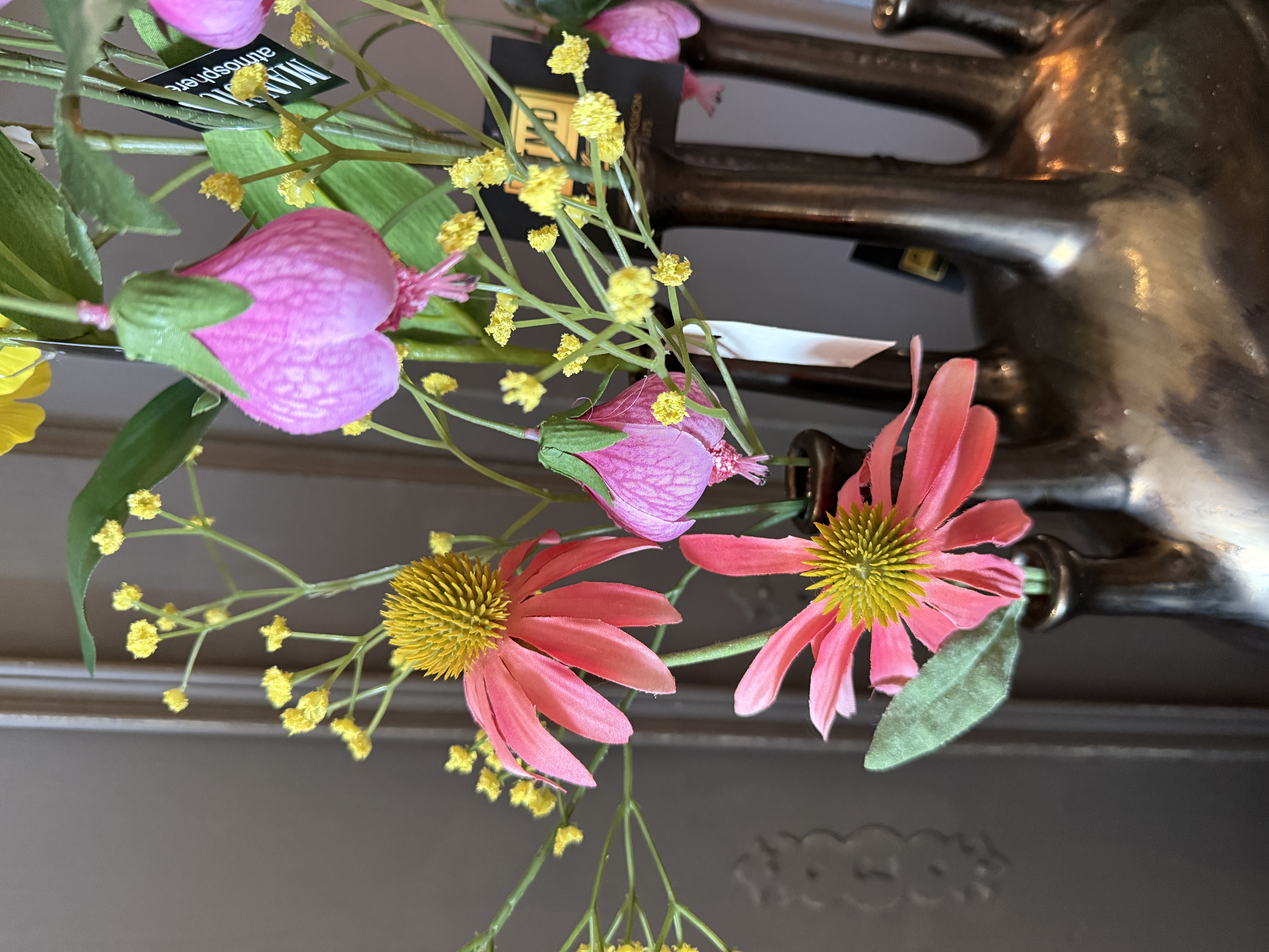PTMD vaas inclusief zijden bloemen