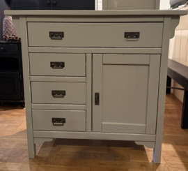Vintage commode, babykamer