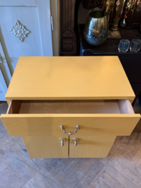 Vintage klein strak kastje