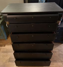 Antieke hoge ladekast, vintage kast