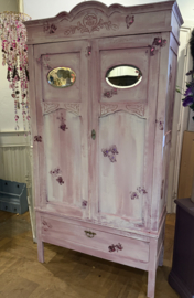 Unieke brocante kast vintage meidenkast