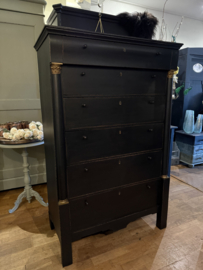 Antieke hoge ladekast, vintage kast