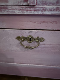Unieke brocante kast vintage meidenkast