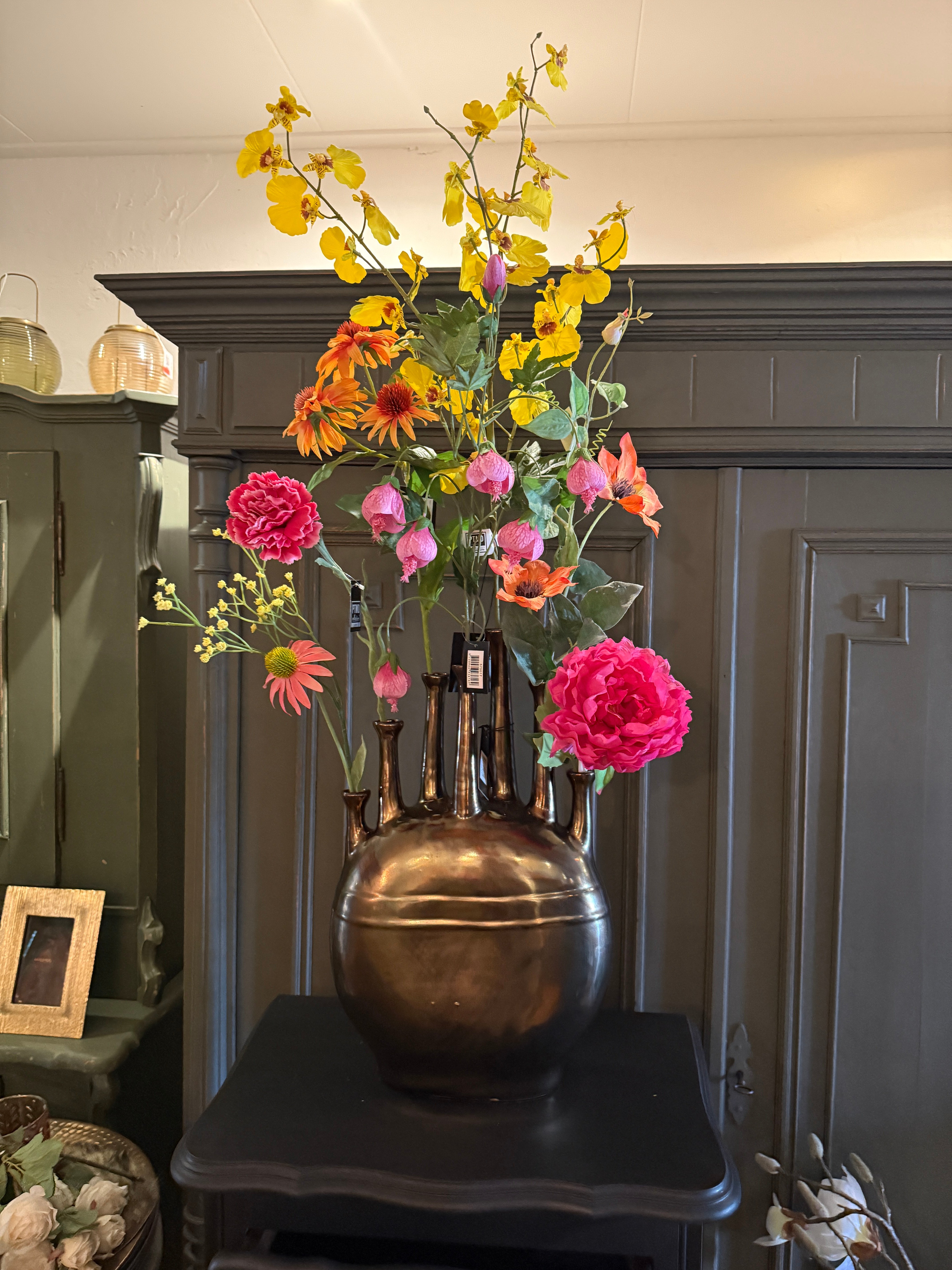 PTMD vaas inclusief zijden bloemen