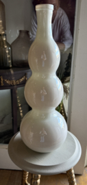 SALE !!! Glazen bottlevaas met bollen