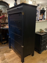 Antieke hoge ladekast, vintage kast