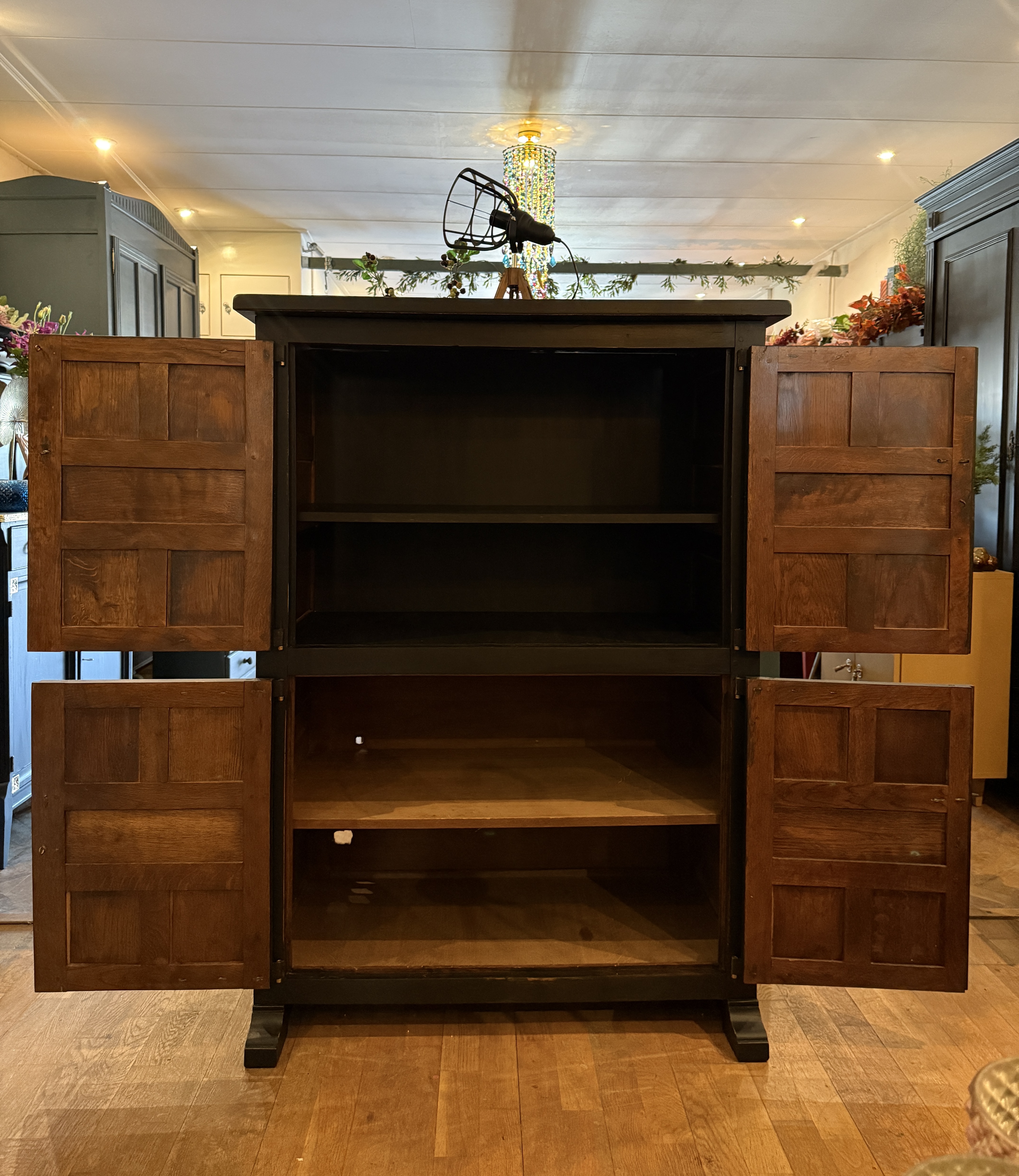 Oude Spaanse kast, vintage kastje