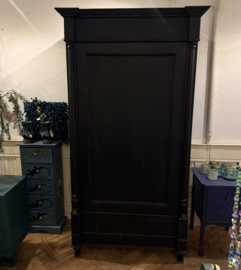Antieke ééndeurskast, vintage garderobekast