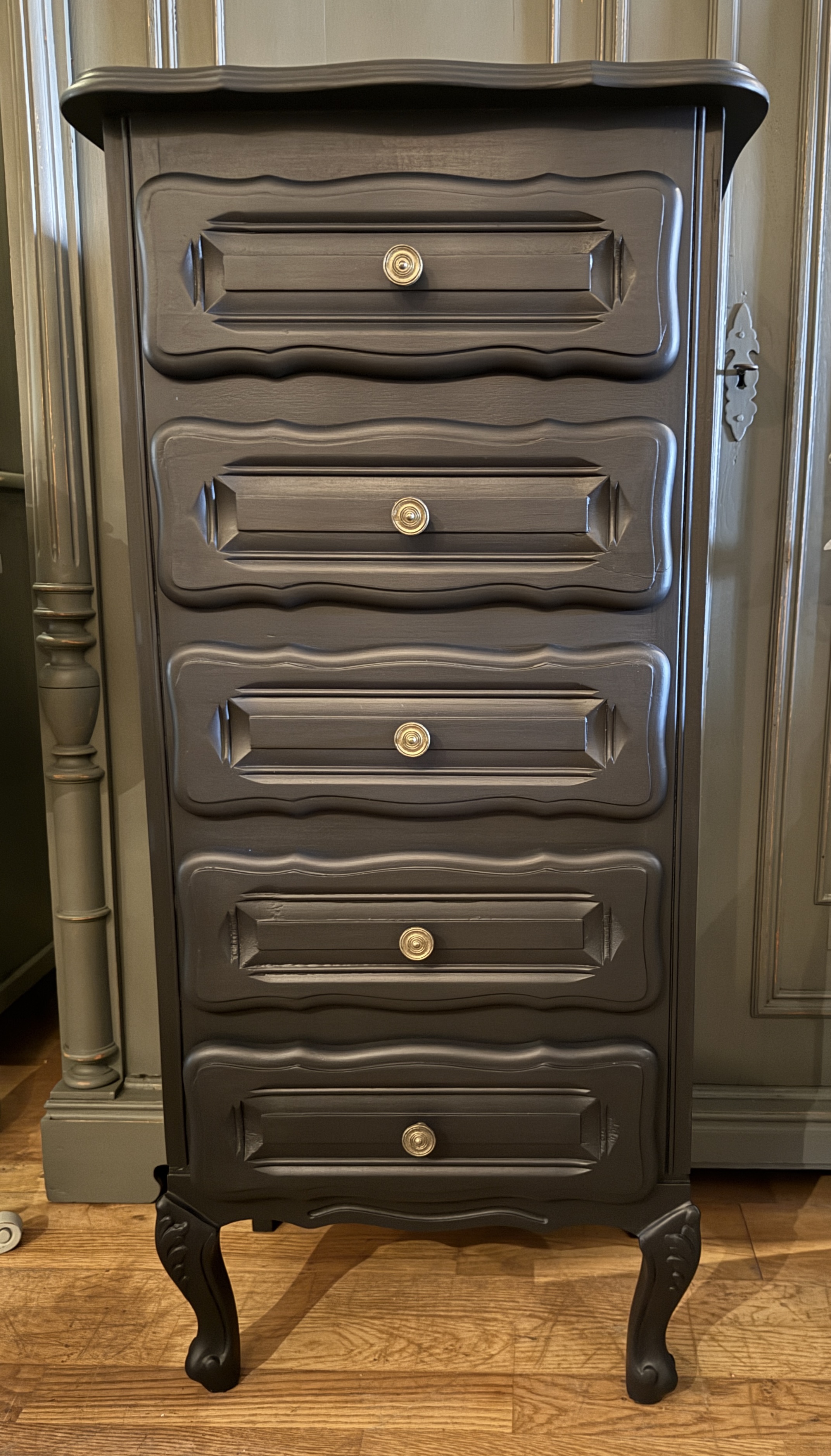 Hoog smal ladekastje, vintage 5-laads kastje