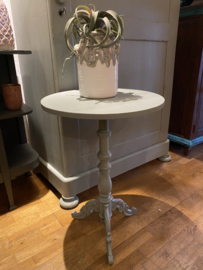 Brocante wijntafel, vintage tafeltje