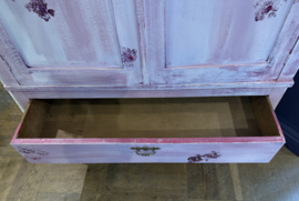 Unieke brocante kast vintage meidenkast
