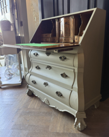 Antieke secretaire, buikladekast