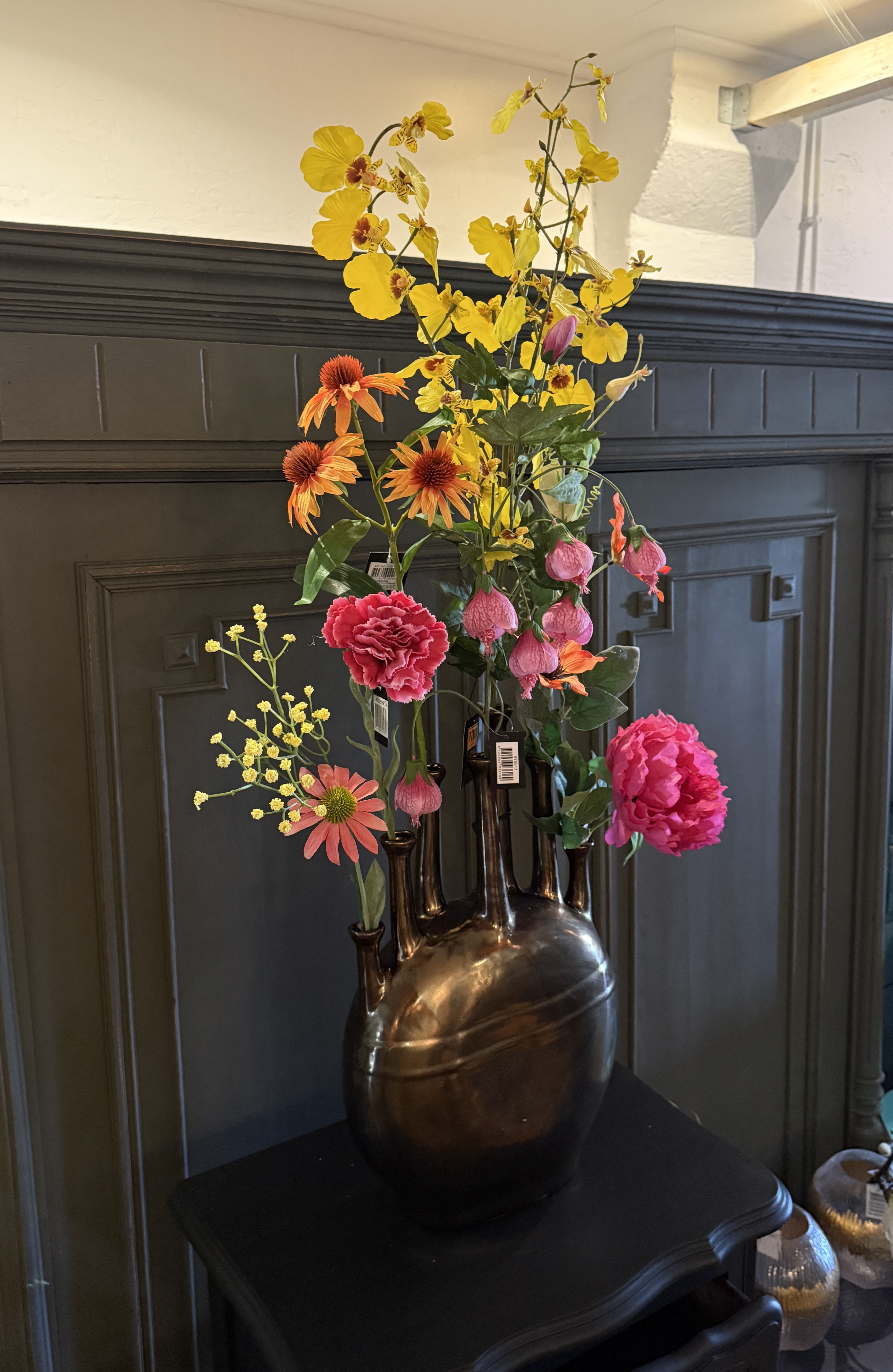 PTMD vaas inclusief zijden bloemen