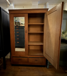 Vintage legkast, linnenkast Amsterdamse School