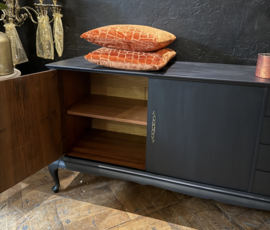 VERKOCHT Queen Ann dressoir, vintage kast
