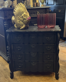 Orgelgebogen kastje, vintage ladekast