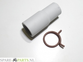 AC499975 Rubber tussenstuk met klem / Seed tube repair sleeve cpl.