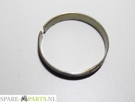 NH 583612 Spacer