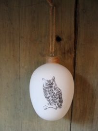 Kerstbal van glas met uil