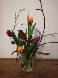 Bloemensteker vogel  op bloesemtak