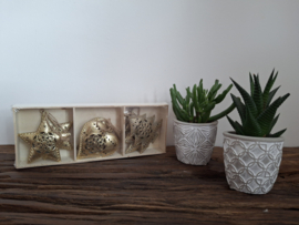 Kerst hangertjes van ijzer 6st. in kistje