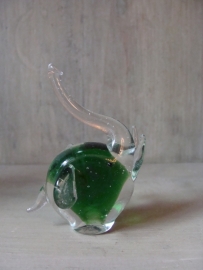 Olifantje van glas groen