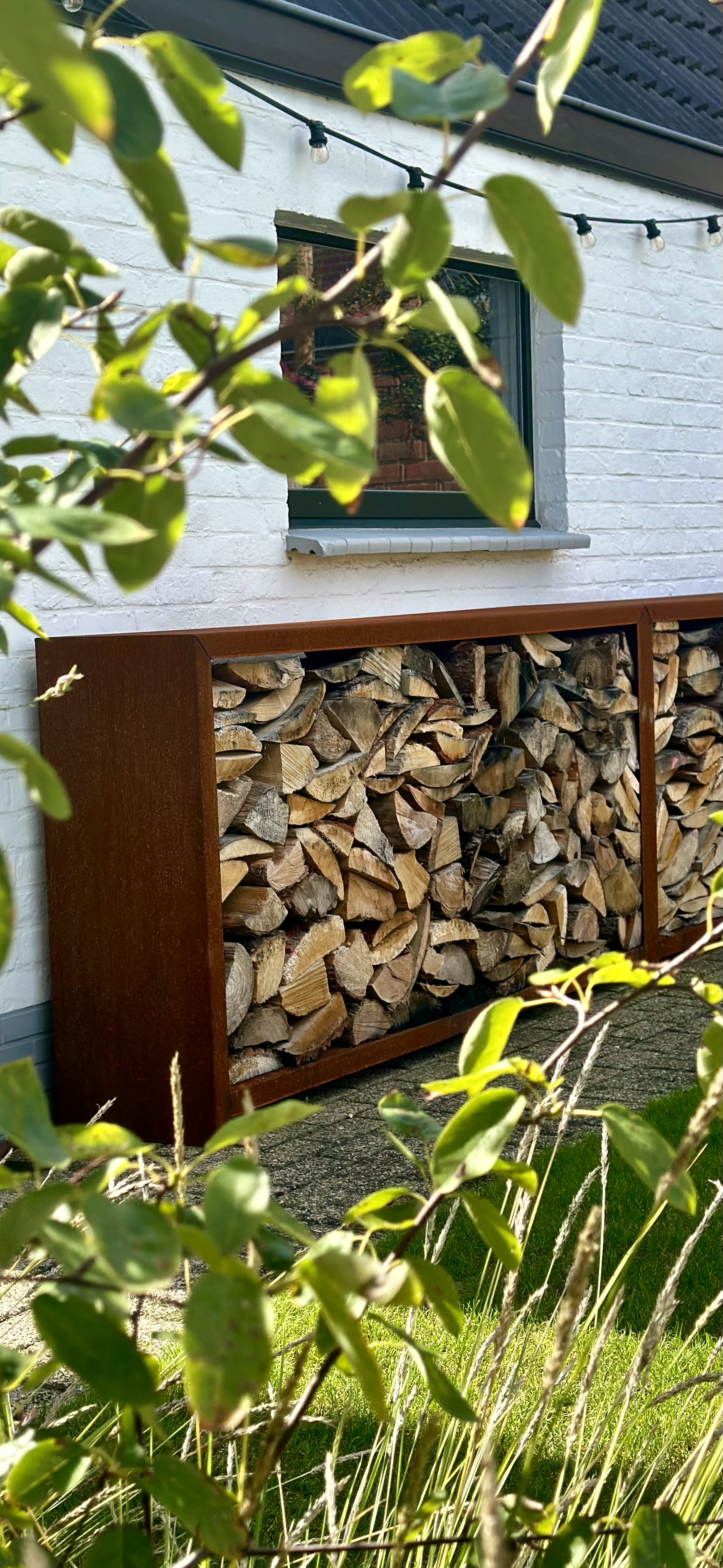Houtopslag Cortenstaal 200x35x100cm. | 3mm. (Met achterwand- Let op horizontale variant!)
