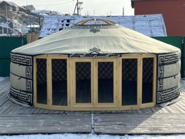 6-muurs Yurt met  serredeur en 4 serre raampanelen