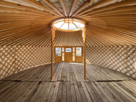 6-muurs Yurt met  deurpaneel met 5 raampjes en 2 halve grote raampanelen