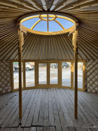 6-muurs Yurt met  serre deuren en 4 serre ramen