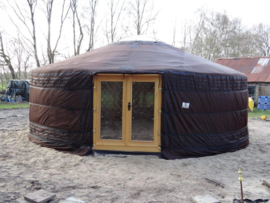 4-muurs Yurt met serredeuren