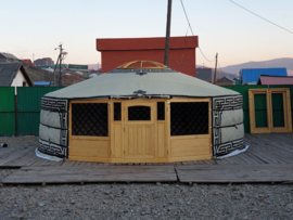 5-muurs Yurt met  deurpaneel met 3 raampjes en 2  grote raampanelen