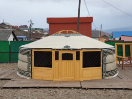 6-muurs Yurt met  2 grote raampanelen