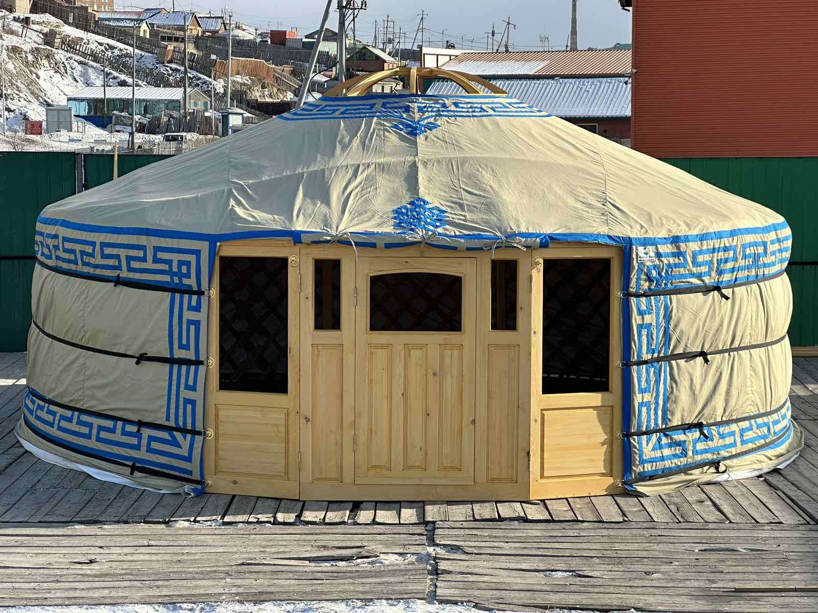 6-muurs Yurt met  deurpaneel met 5 raampjes en 2 halve grote raampanelen