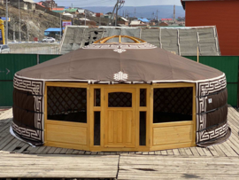 7-muurs Yurt met 2 grote raampanelen