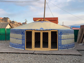 6XL-muurs Yurt met  serredeuren en 2 serre ramen
