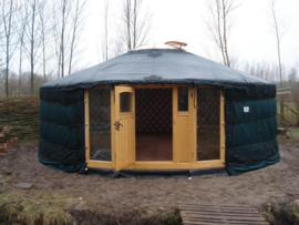 6-muurs Yurt met  deurpaneel met 3 raampjes en 2 serre ramen